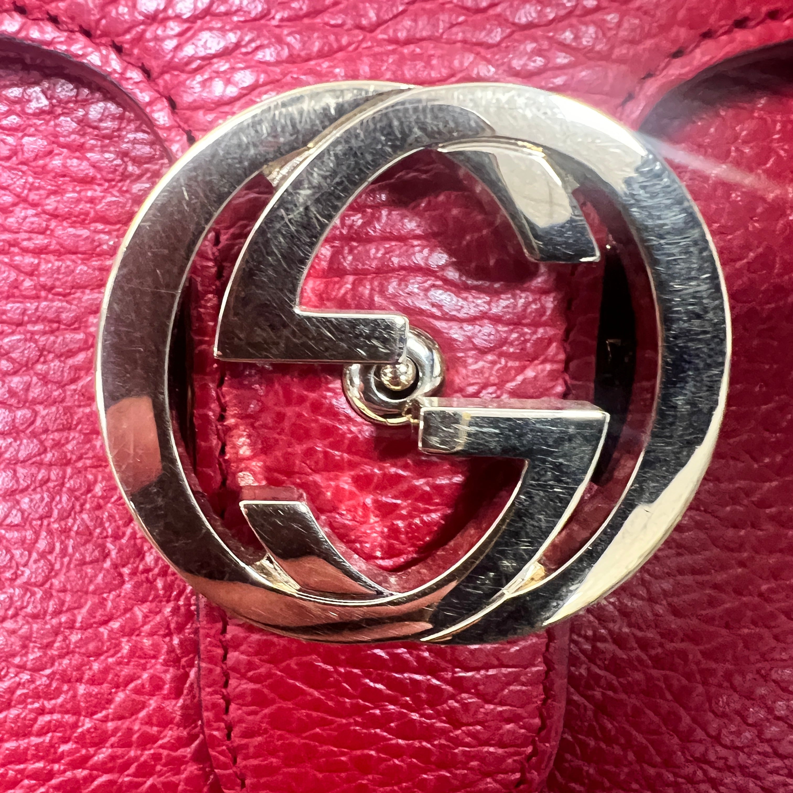 Gucci Interlocking G Medium Top Handle Shoulder Bag in Red Dollar Calfskin