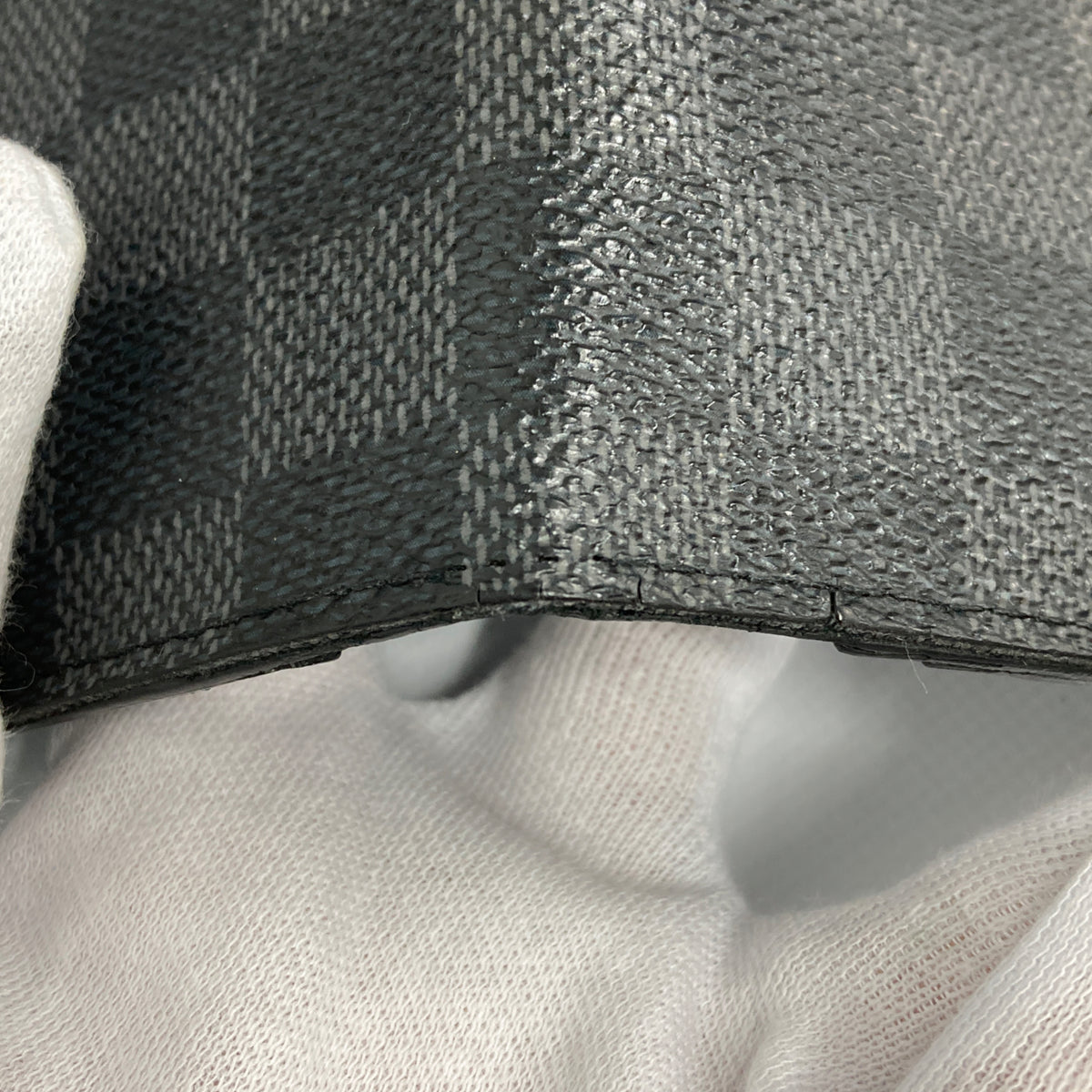 Louis Vuitton Black Damier Mens Wallet sp4039