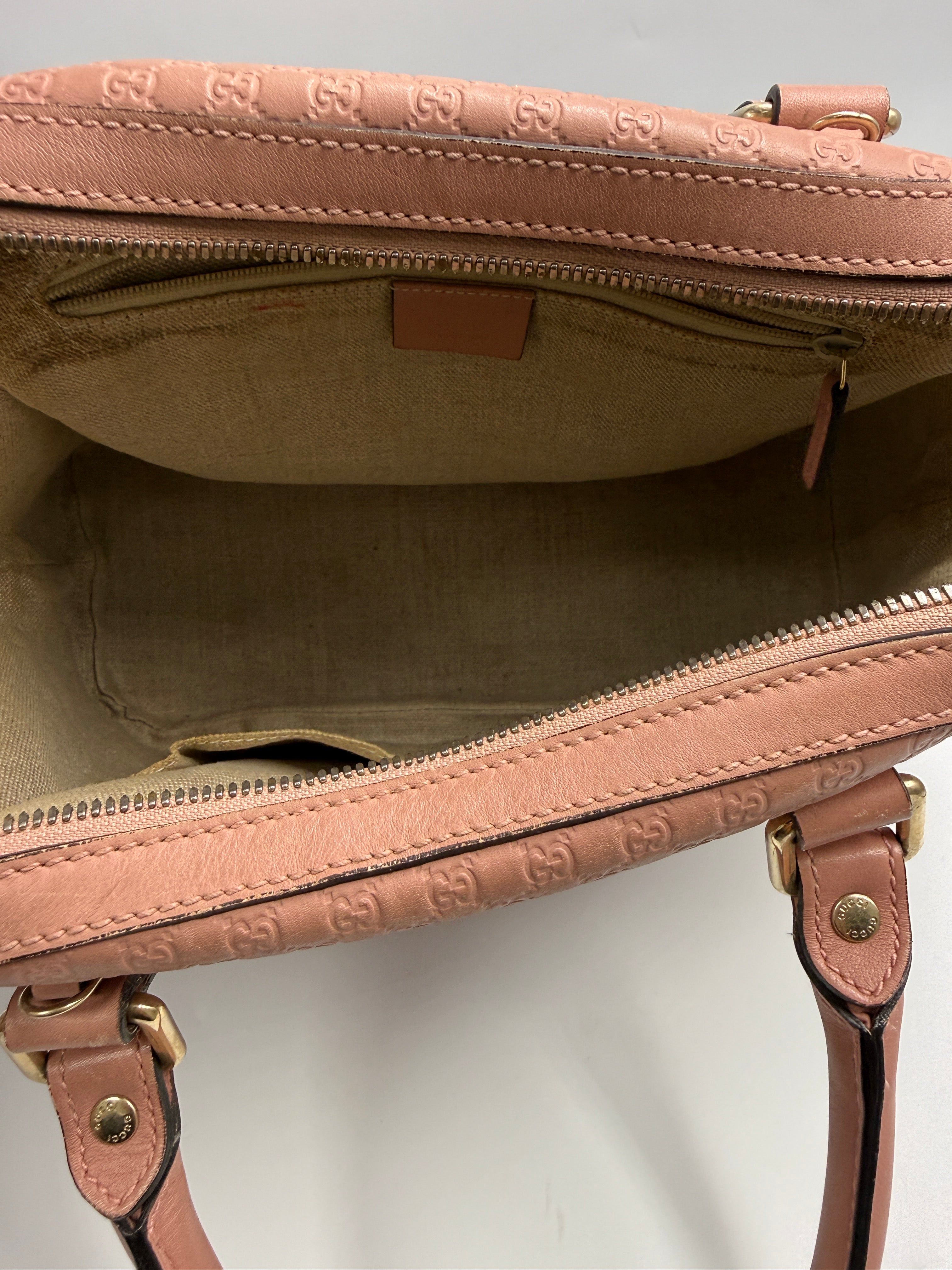 Gucci Medium Microguccissima Dome Top Handle Bag in Dusty Pink