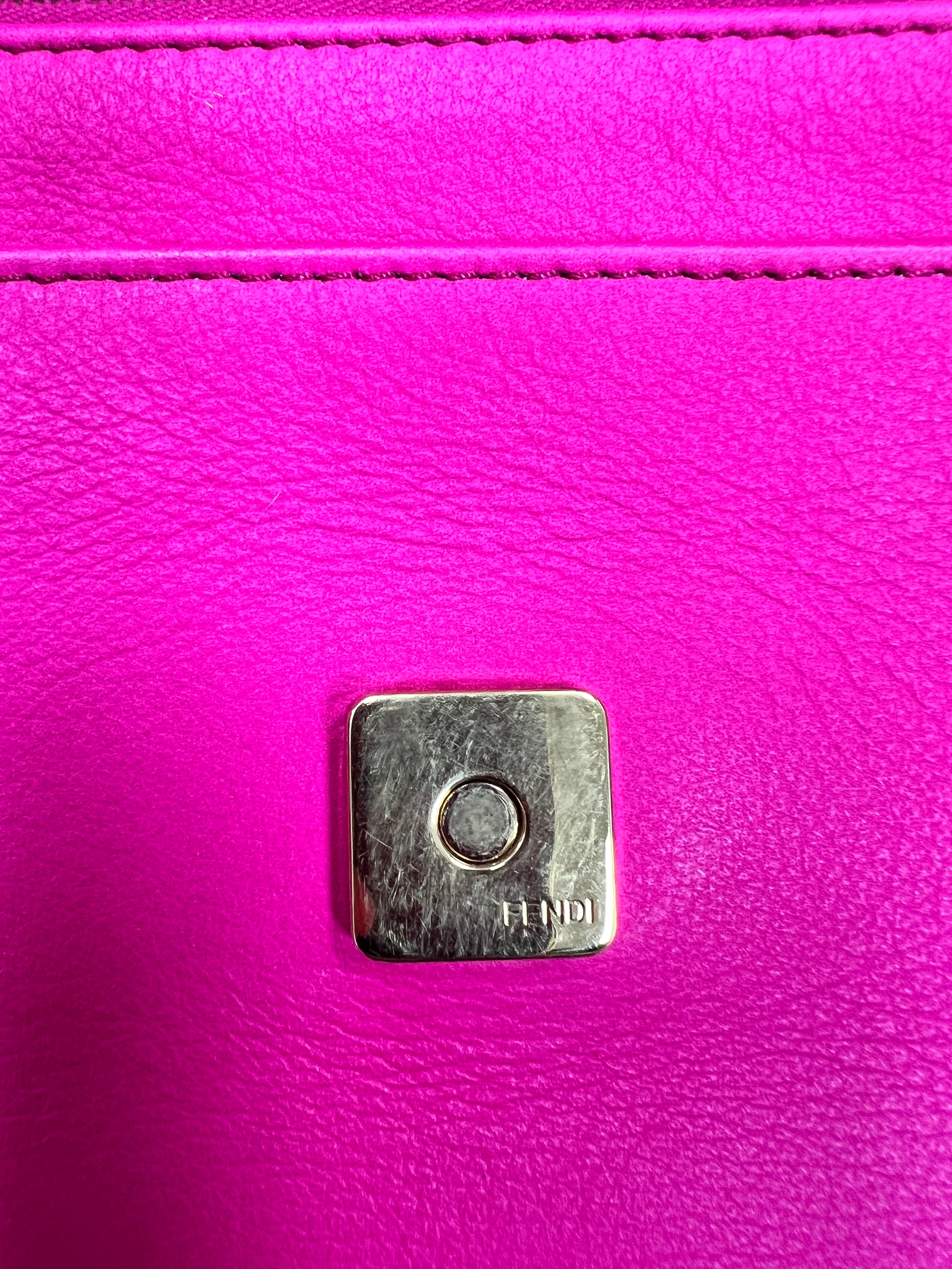 Fendi Baguette Chain Wallet Vitello Leather – Flamingo Pink
