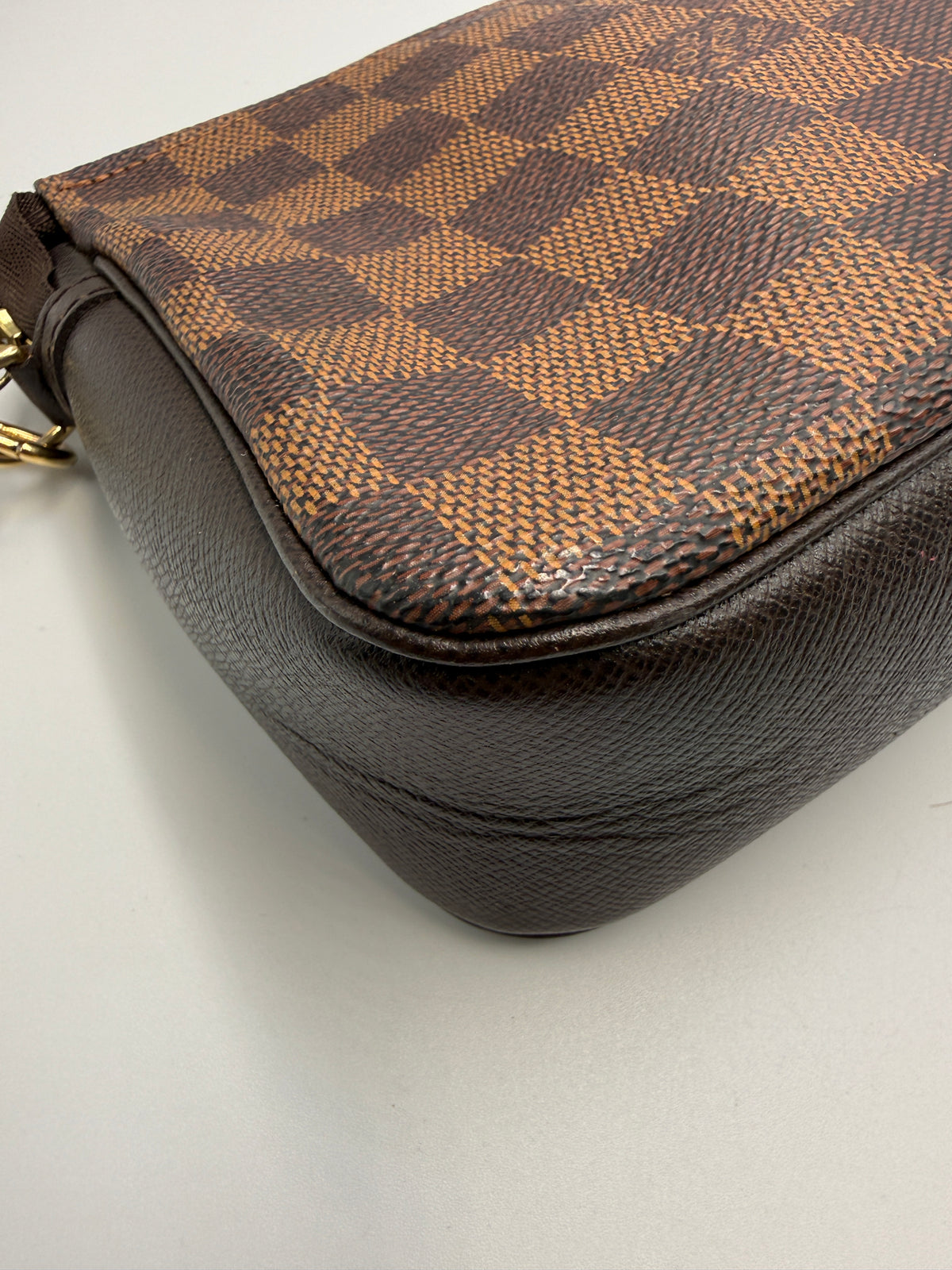 Louis Vuitton Vintage Pochette Accessoires / Navona in Damier Ebene Canvas