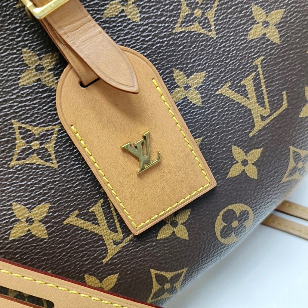 LV Boite Chapeau Souple PM