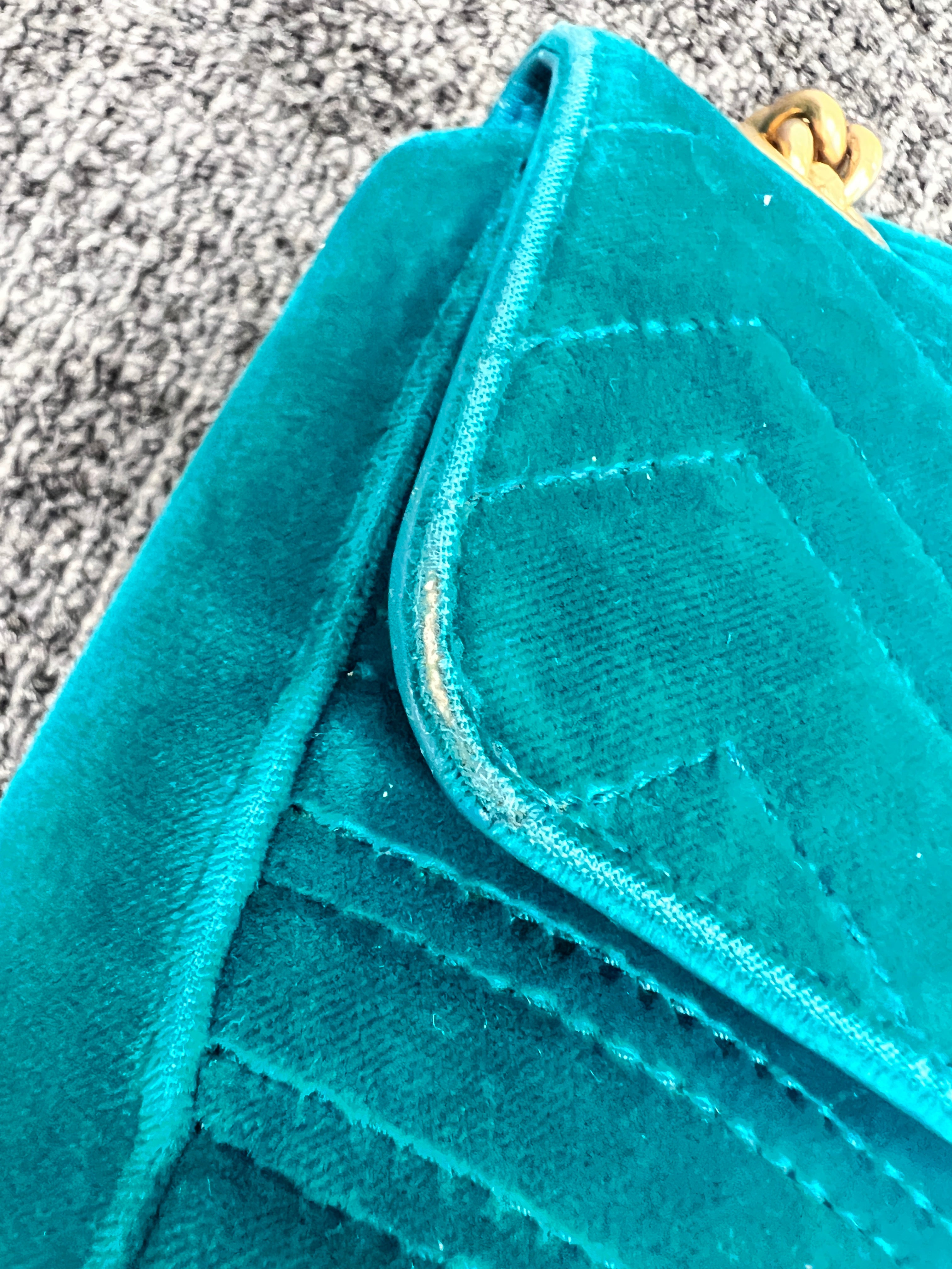 Gucci GG Marmont Large Matelassé Shoulder Bag