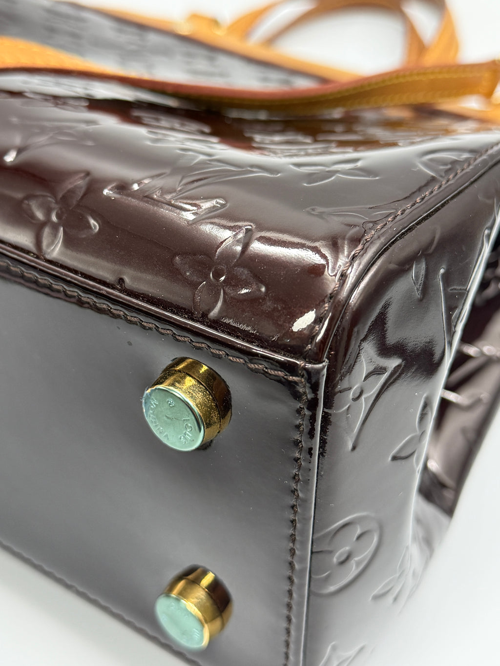 Louis Vuitton ( 2011 ) Brea MM Monogram Vernis Leather Bag – Burgundy