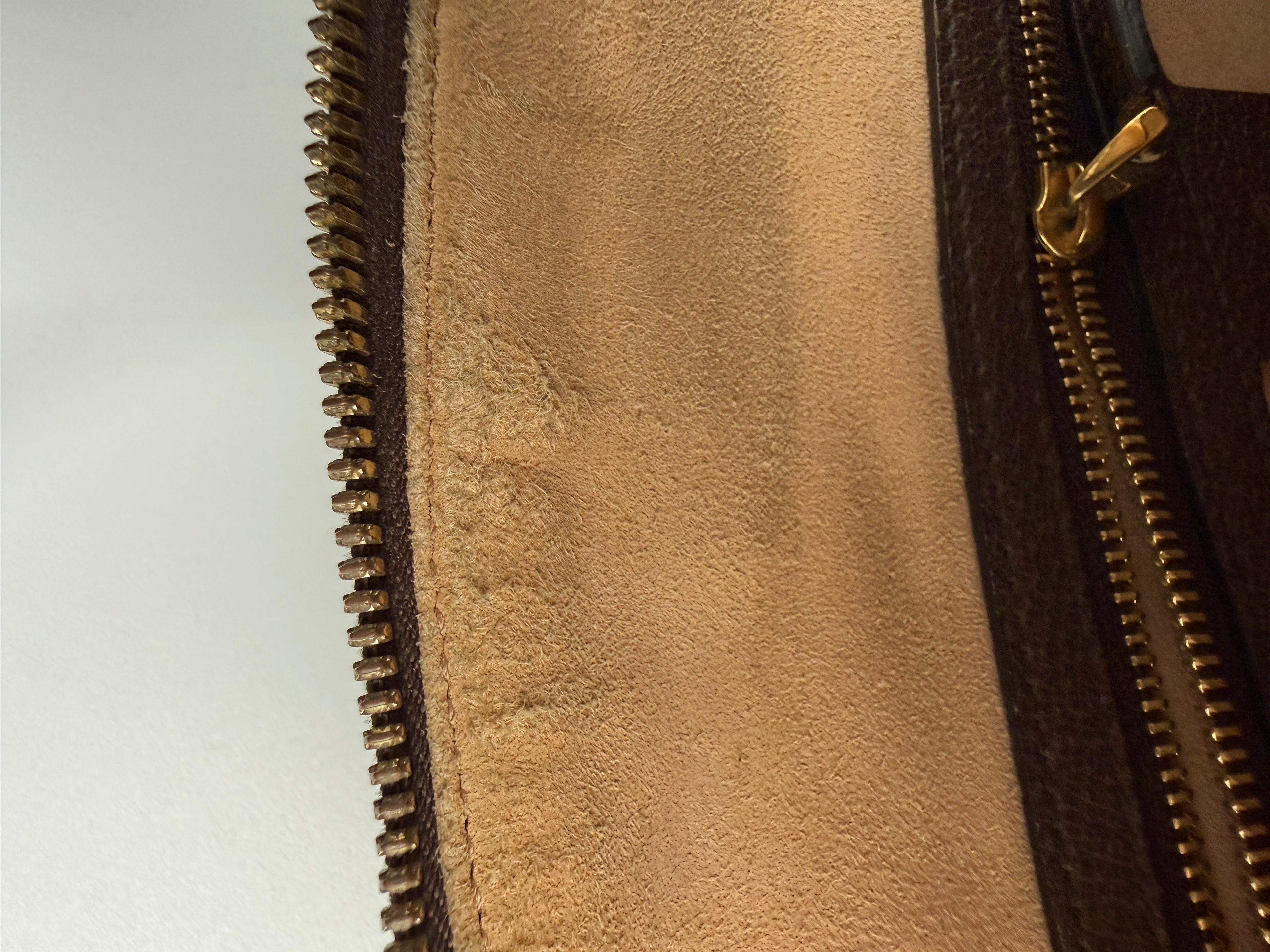 Gucci Ophidia Medium Dome Top Handle Bag in GG Supreme Canvas