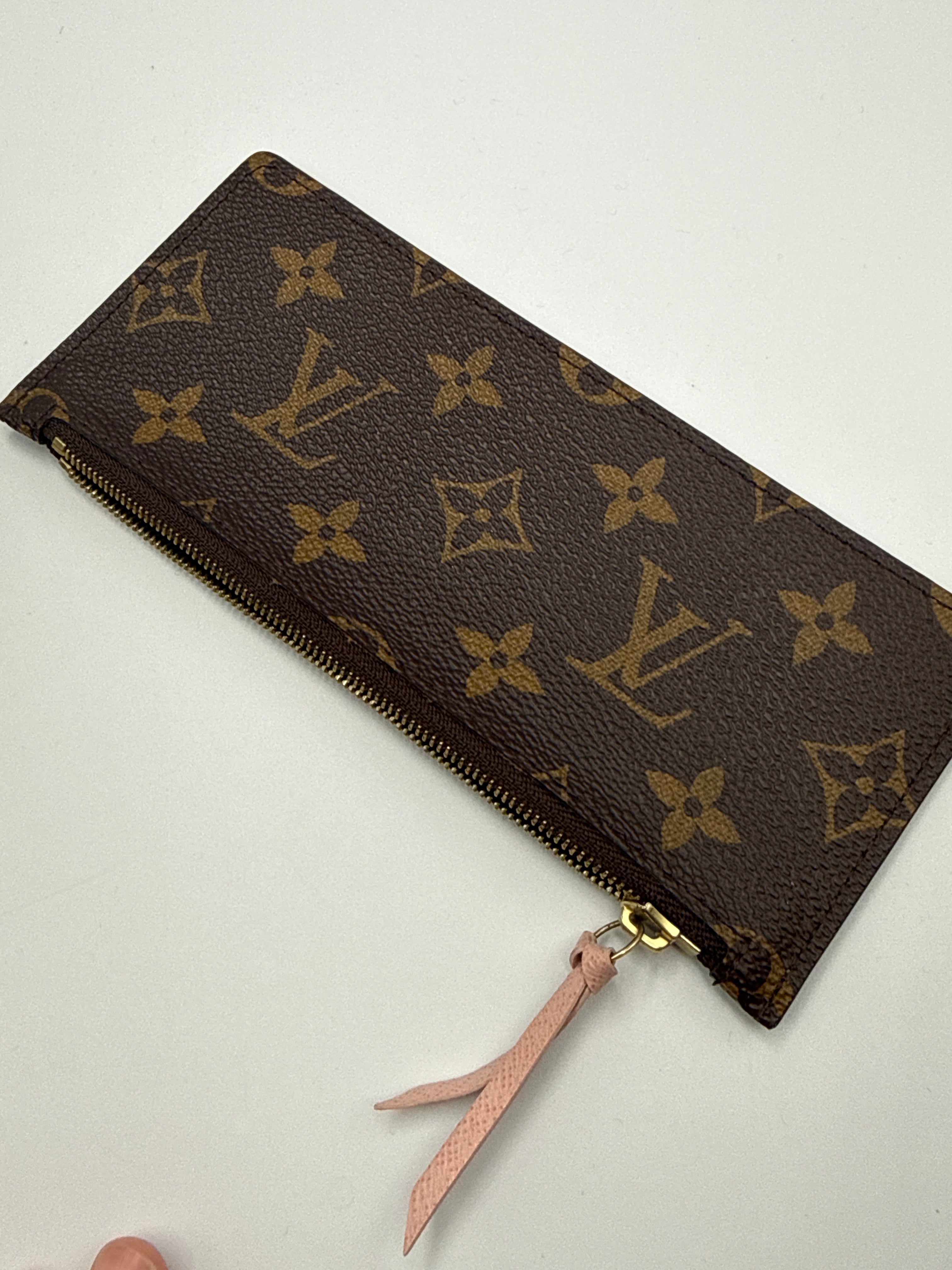 Pre-owned Louis Vuitton Rose Ballerine Monogram Zippy Wallet - Classic Long Wallet