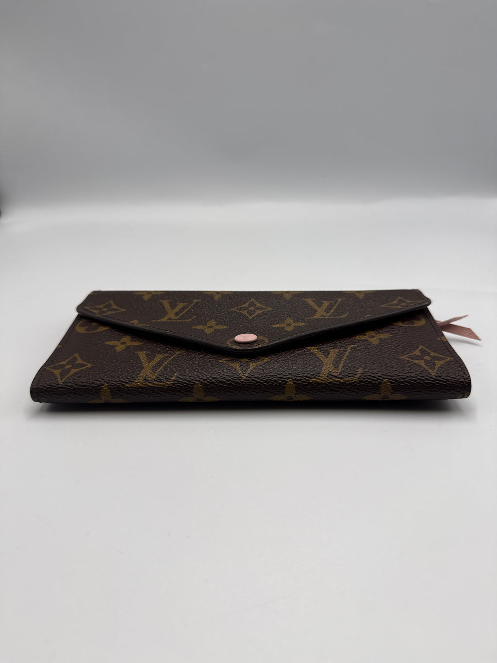 Pre-owned Louis Vuitton Rose Ballerine Monogram Zippy Wallet - Classic Long Wallet
