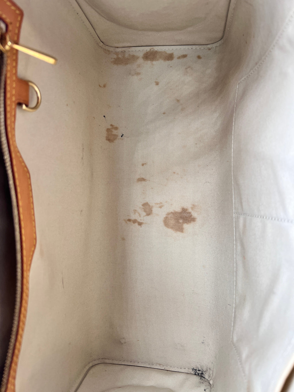 Louis Vuitton ( DR2172 ) Brea MM Monogram Vernis Leather Bag – Yellow