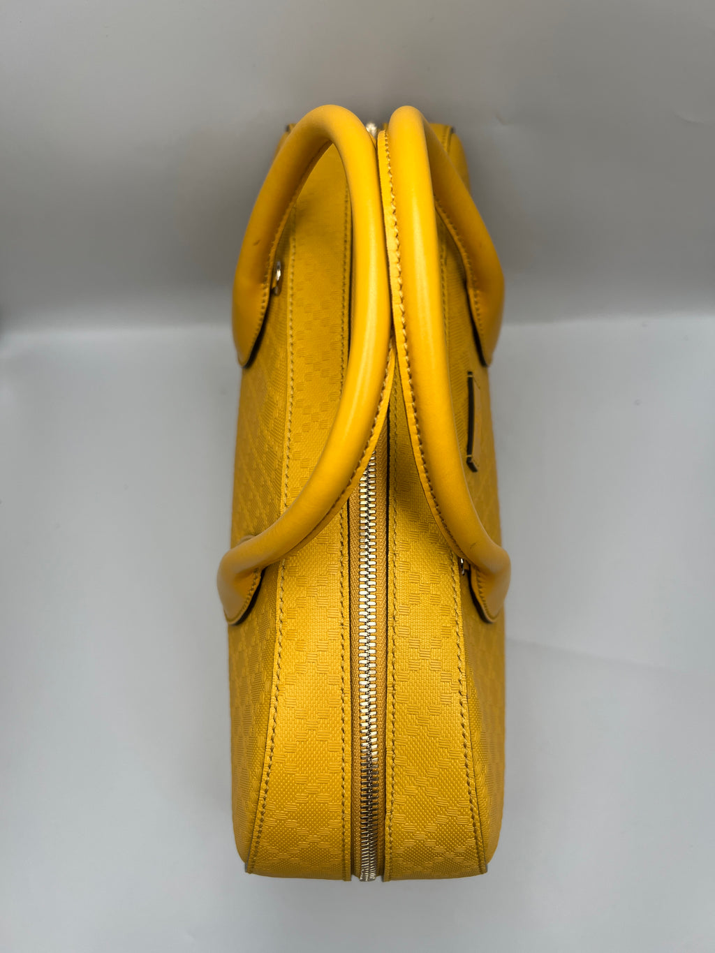 Gucci Diamante Top Handle