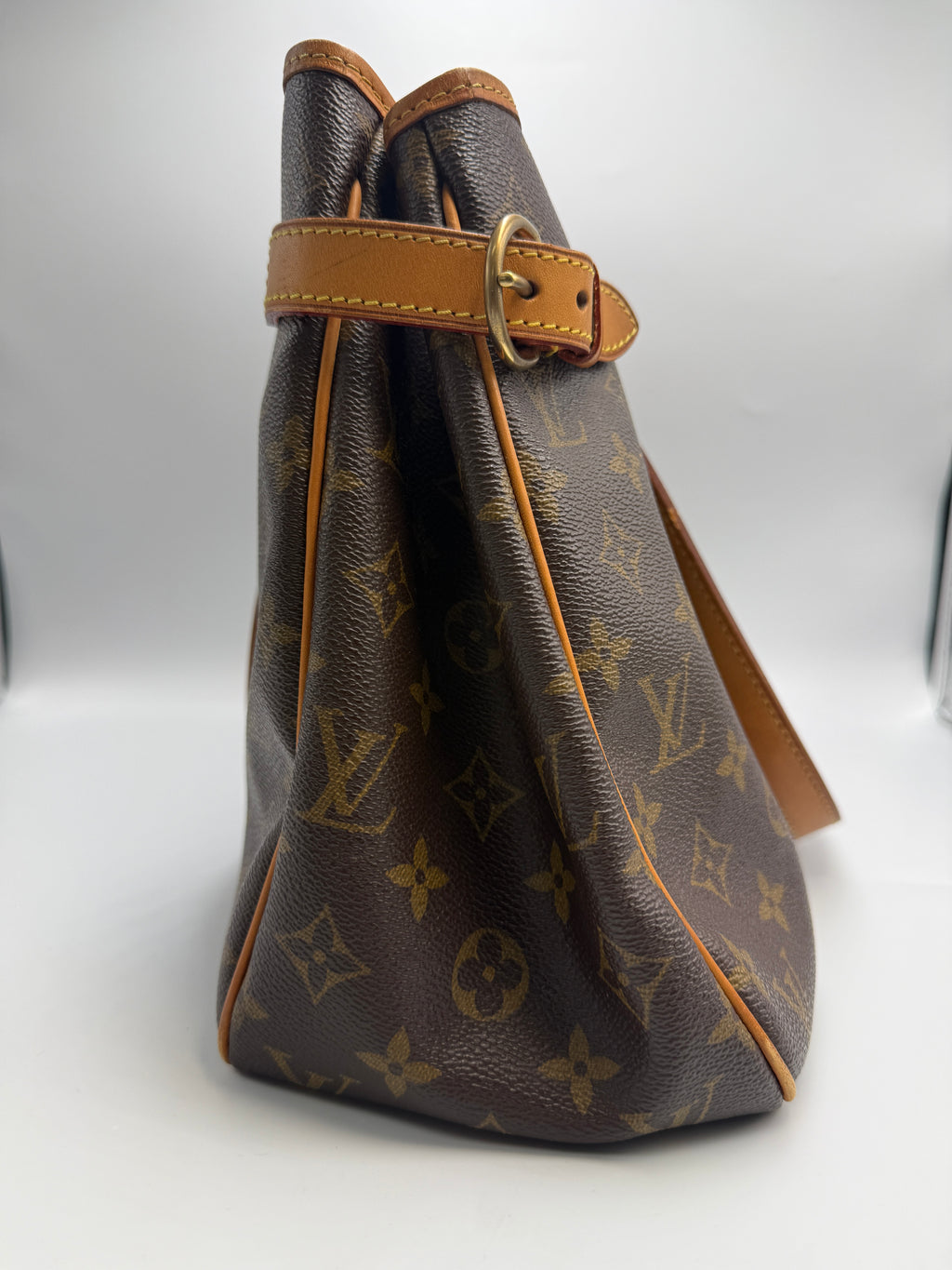 Louis Vuitton Vintage Batignolles Horizontal in Monogram Canvas
