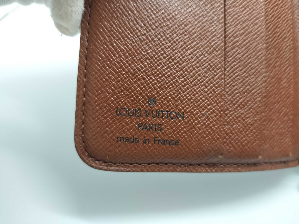 Louis Vuitton Monogram Wallet MI0979