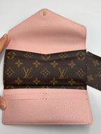 Pre-owned Louis Vuitton Rose Ballerine Monogram Zippy Wallet - Classic Long Wallet