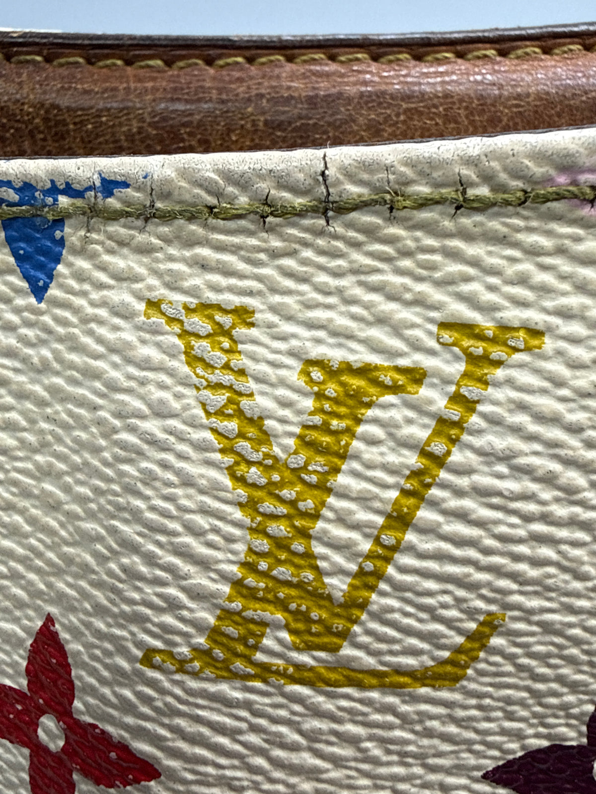 Louis Vuitton x Takashi Murakami Vintage Monogram Multicolore Hudson GM in Blanc