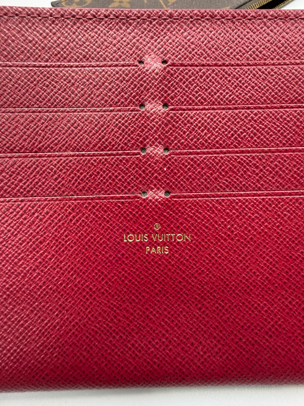 Louis Vuitton Félicie Pochette (CHIPPED) in Monogram Canvas - Preloved