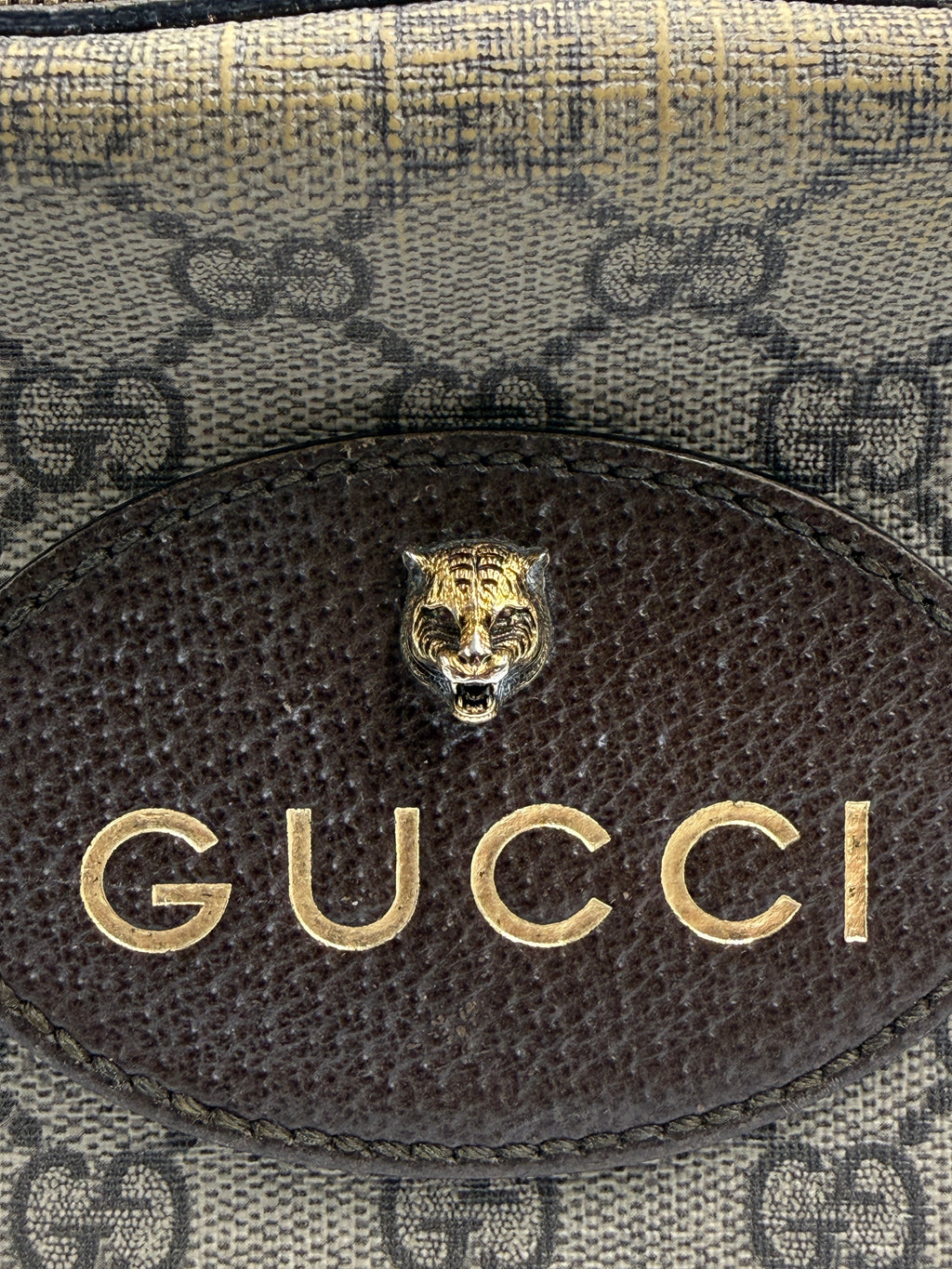 Gucci Neo Classic Feline Head Camera Bag in GG Supreme Canvas