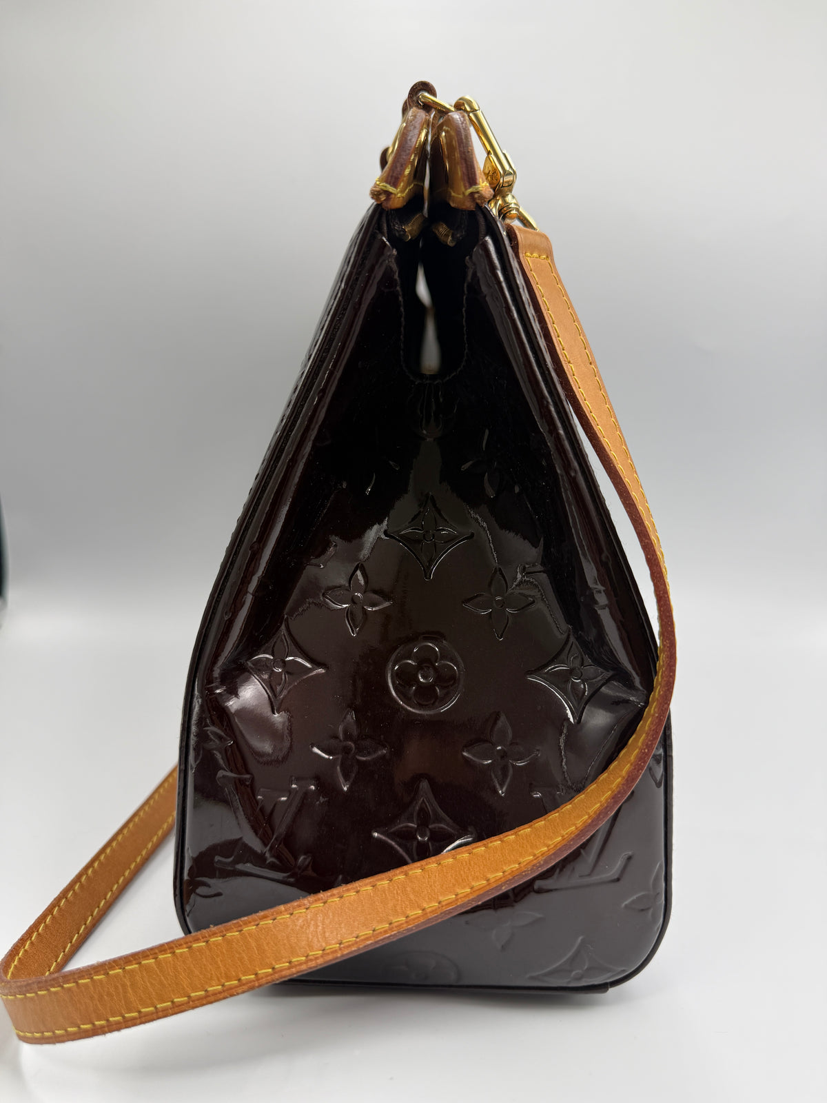 Louis Vuitton ( 2011 ) Brea MM Monogram Vernis Leather Bag – Burgundy