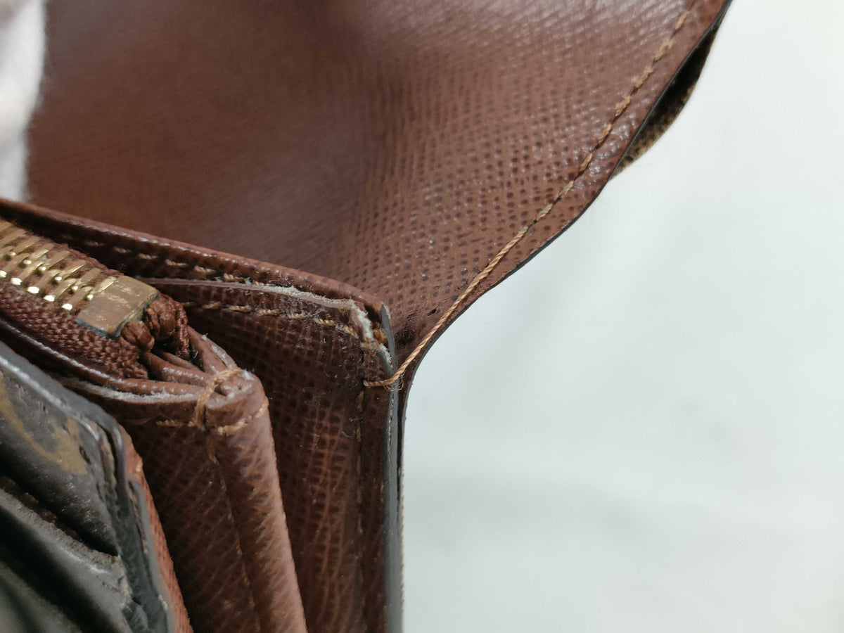 Louis Vuitton Monogram Wallet MI1016