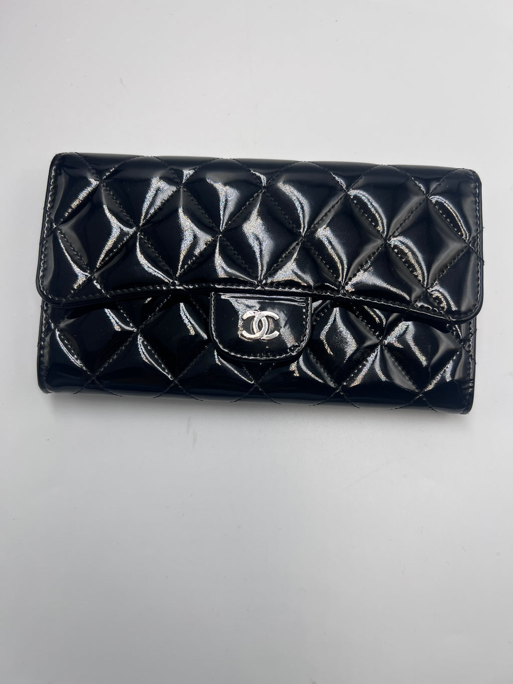 Chanel Classic Quilted Flap Wallet / Medium Wallet in Black Patent Leather with Silver Hardware