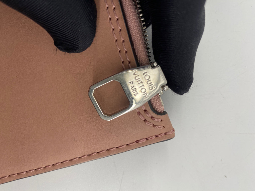 Louis Vuitton Hina PM