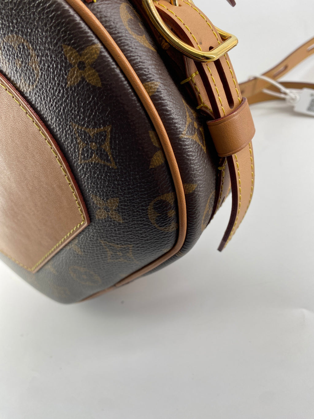 LV Boite Chapeau Souple PM