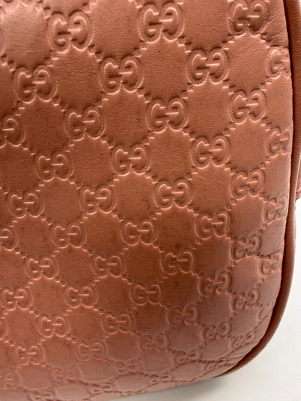 Gucci Medium Microguccissima Dome Top Handle Bag in Dusty Pink