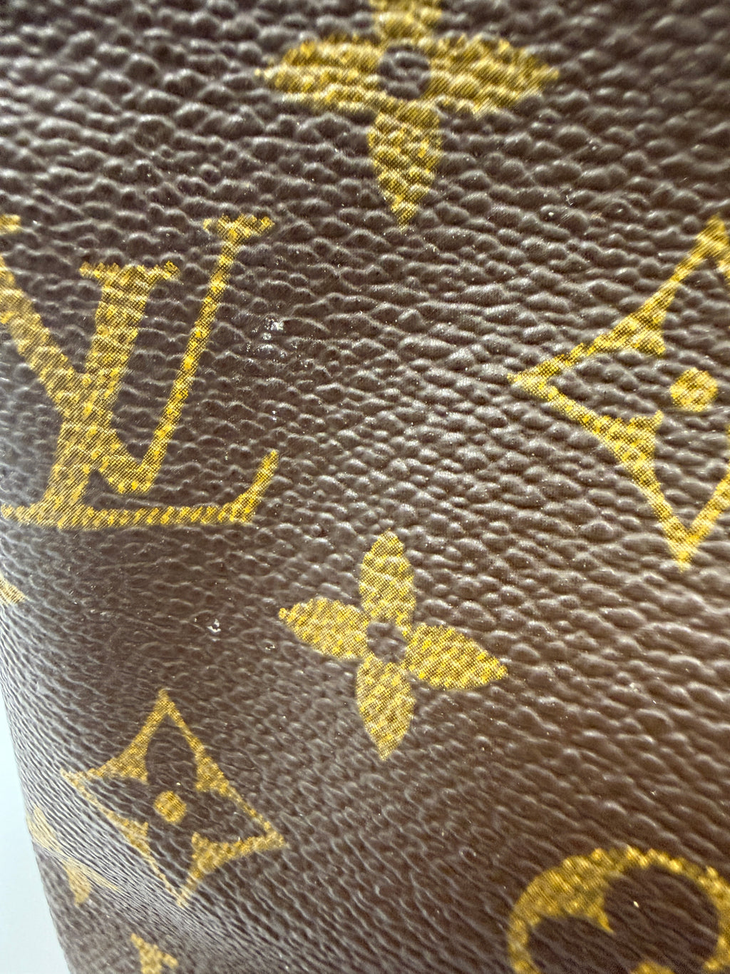 Louis Vuitton Alma MM Monogram Canvas Satchel Bag