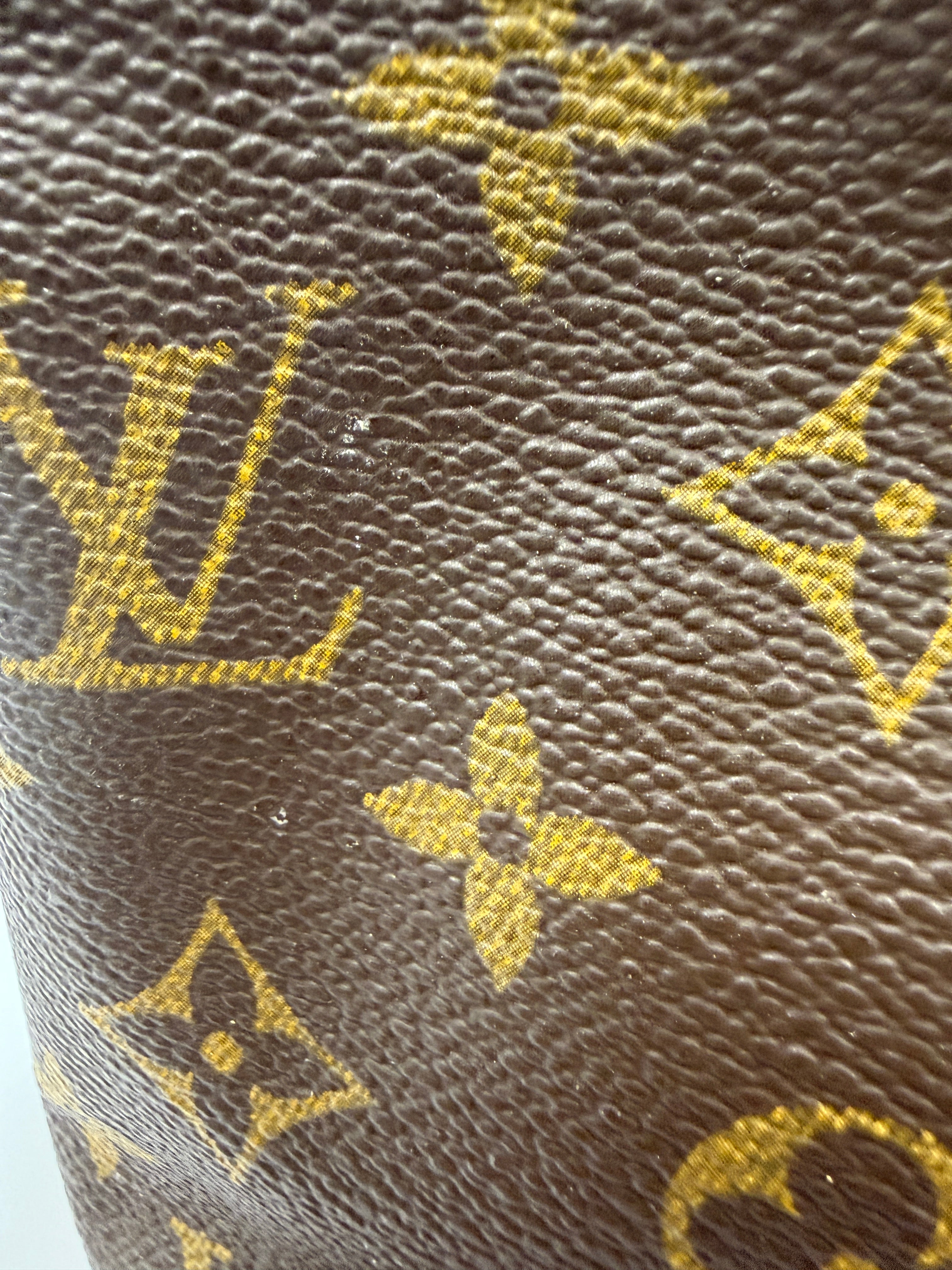 Louis Vuitton Alma MM Monogram Canvas Satchel Bag