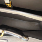 Louis Vuitton Capucines MM