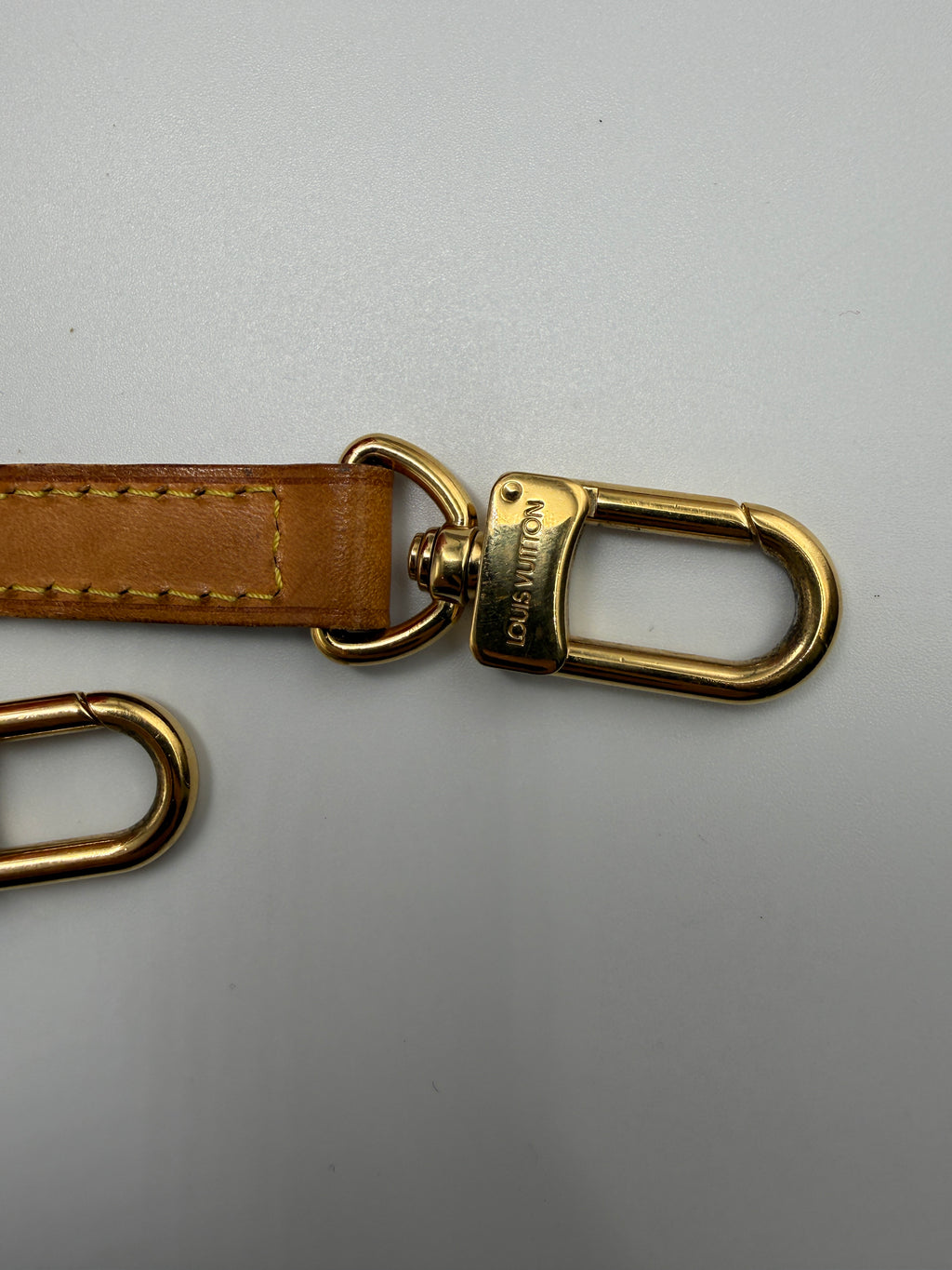 Louis Vuitton ( DR2172 ) Brea MM Monogram Vernis Leather Bag – Yellow