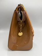 Louis Vuitton ( 2013 ) Brea MM Monogram Vernis Leather Bag – Beige