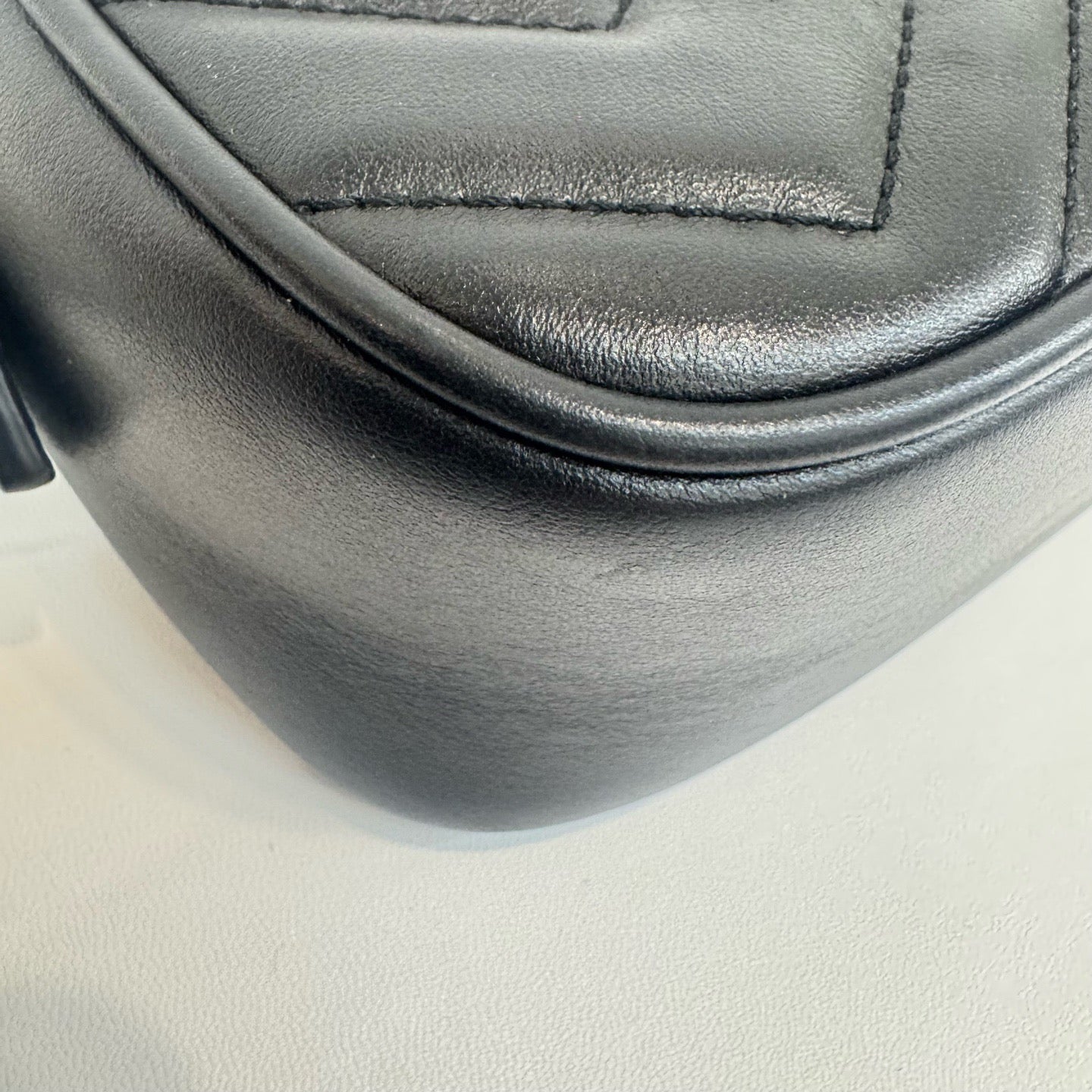 Gucci Mini Mormont Camera