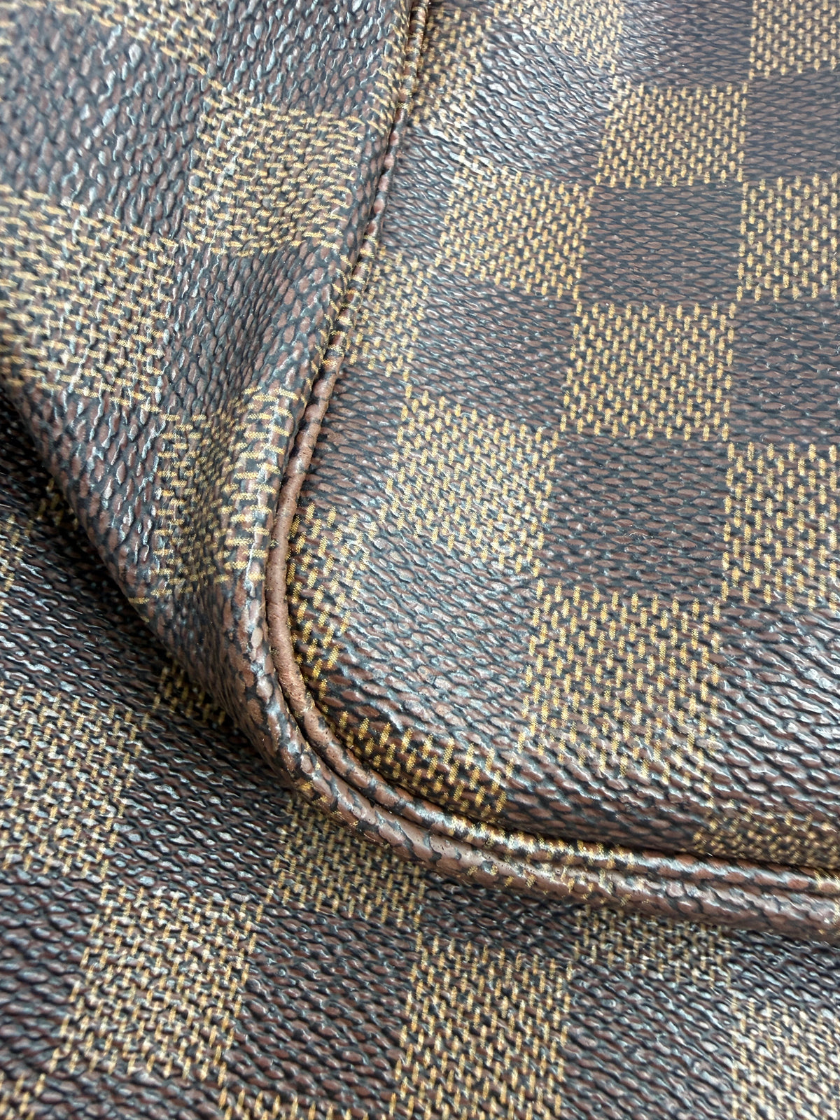 Louis Vuitton Neverfull GM – Damier Ebene Canvas – Pre-owned Authentic Tote Bag
