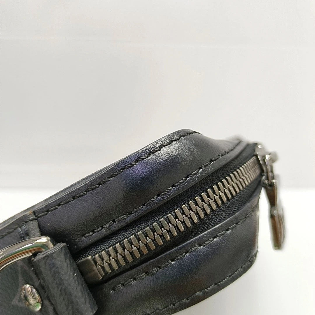 LV Men's Trio Messenger