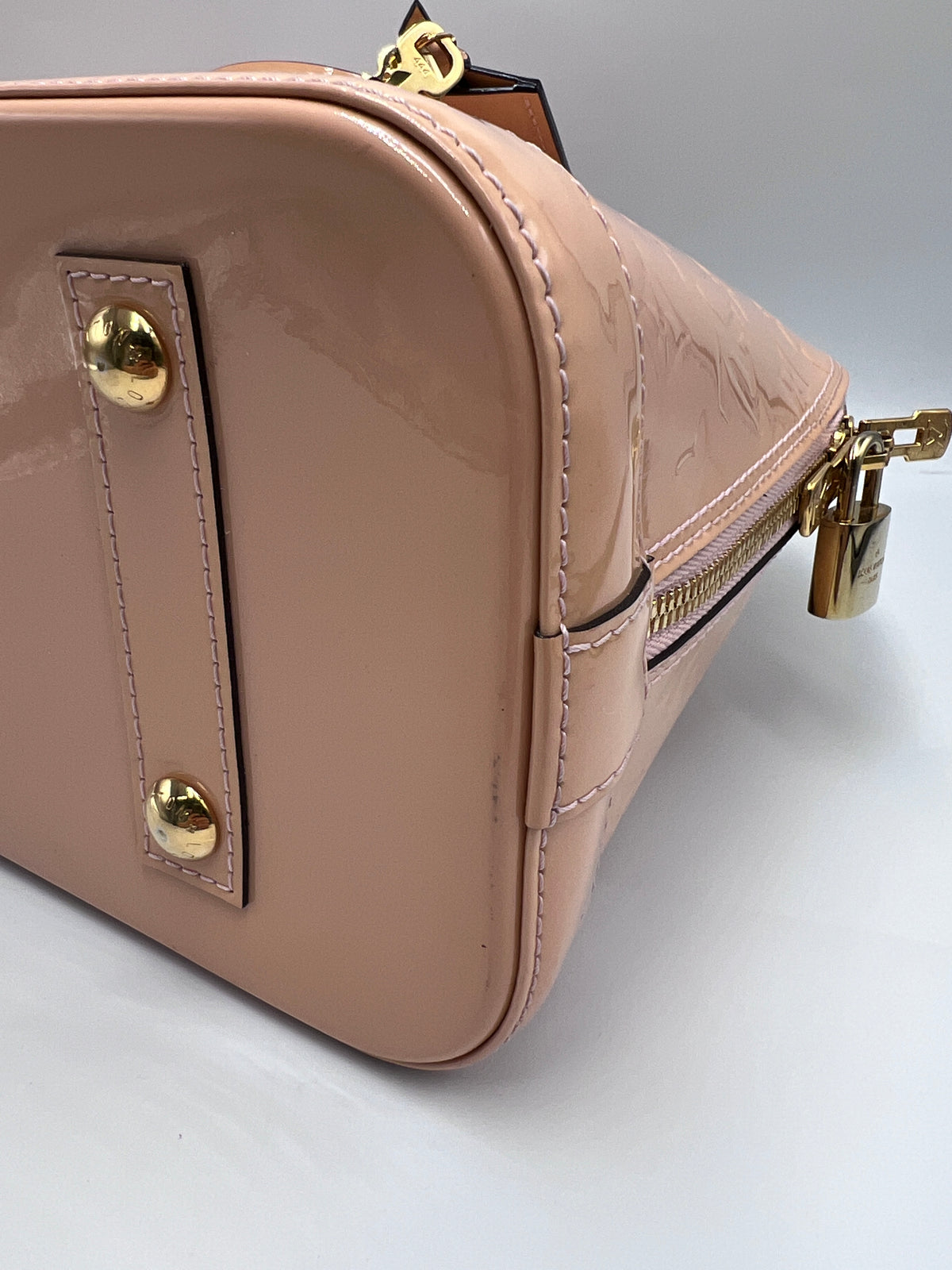 Louis Vuitton Monogram Vernis Alma PM (2015) In Beige