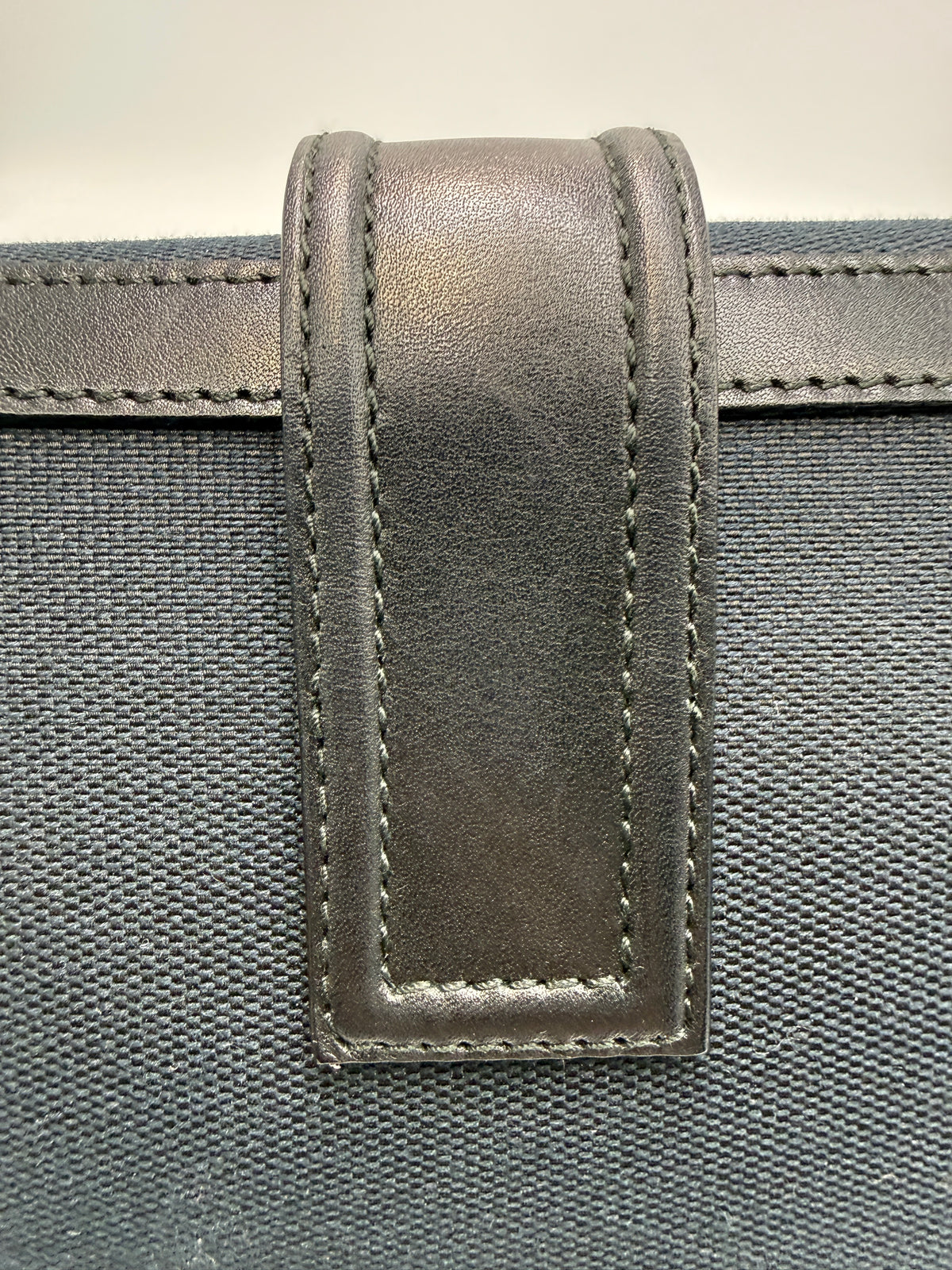 Gucci Vintage Square G Flap Shoulder Bag in Black Canvas and Leather