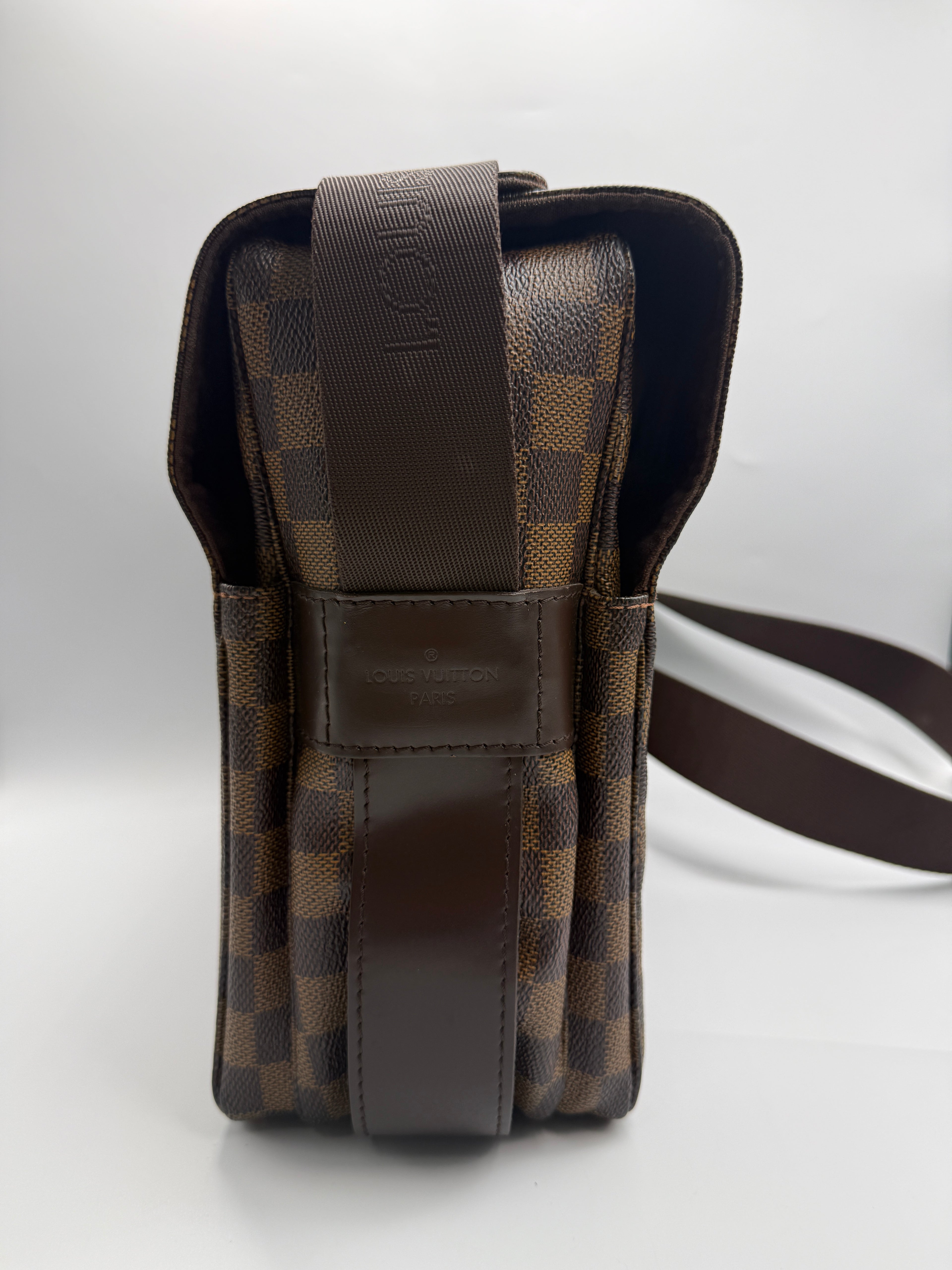 Louis Vuitton Naviglio Messenger Bag in Damier Ébène Canvas