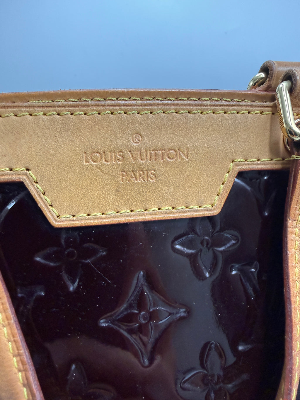 Louis Vuitton ( 2011 ) Brea MM Monogram Vernis Leather Bag – Burgundy