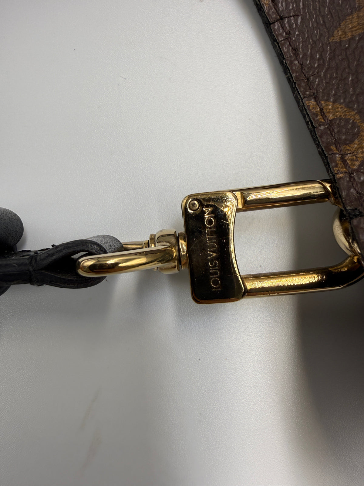 Louis Vuitton NéoNoé MM Monogram Canvas with Coquelicot Black Trim