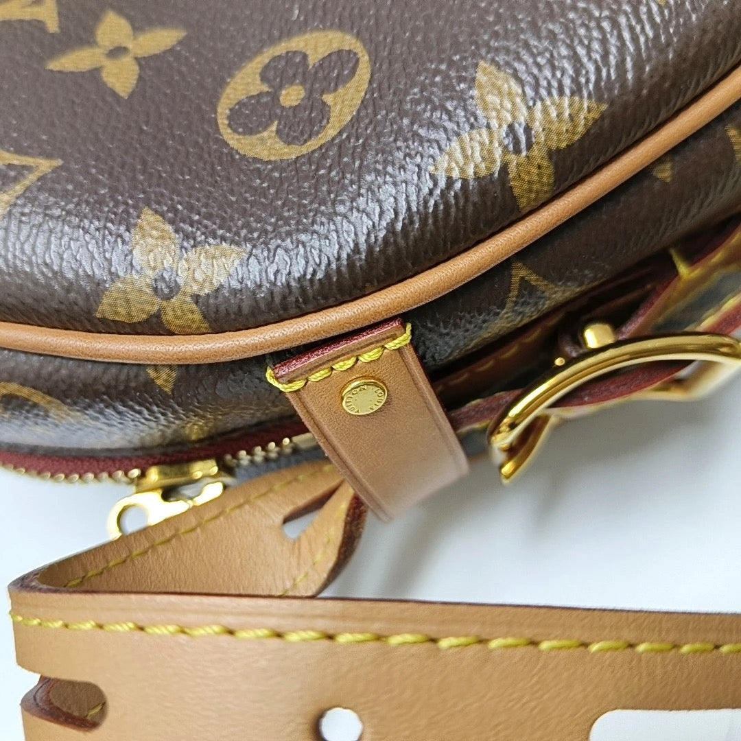 LV Boite Chapeau Souple PM