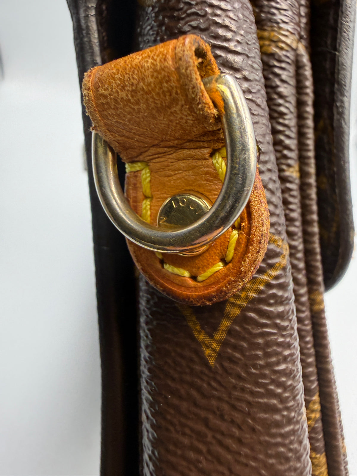 Pre-owned (2016)  Louis Vuitton Pochette Métis -Monogram Canvas - Crossbody Bag