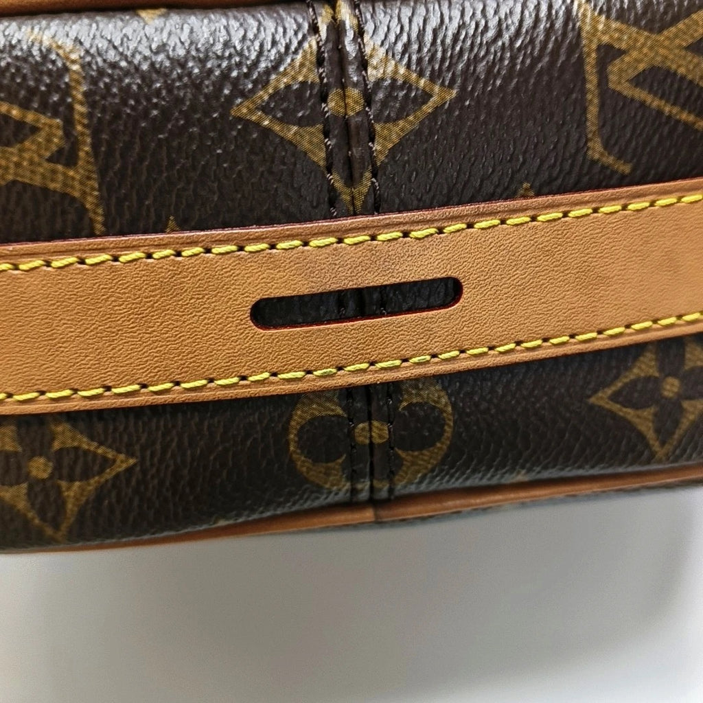 LV Boite Chapeau Souple PM