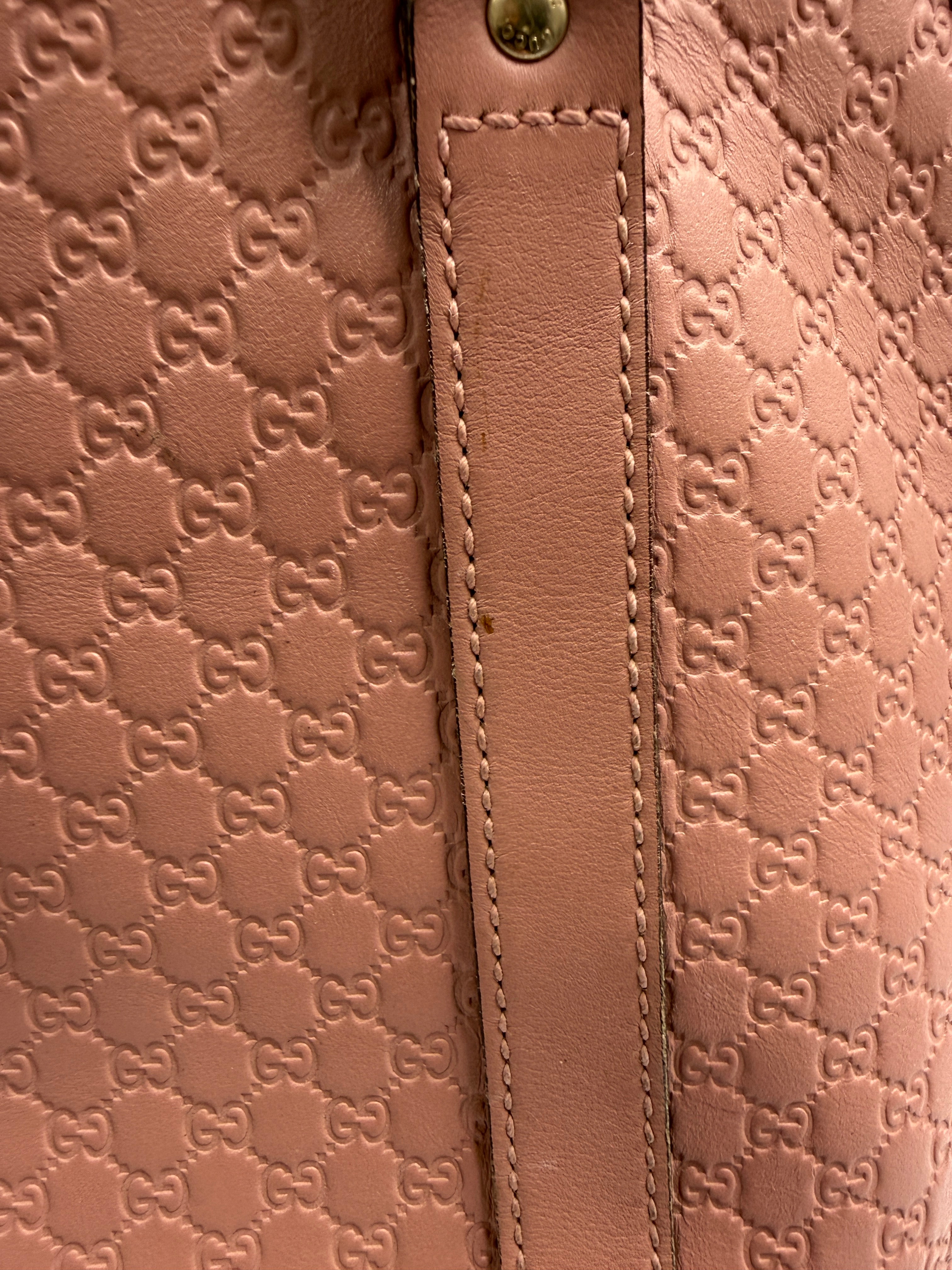 Gucci Medium Microguccissima Dome Top Handle Bag in Dusty Pink
