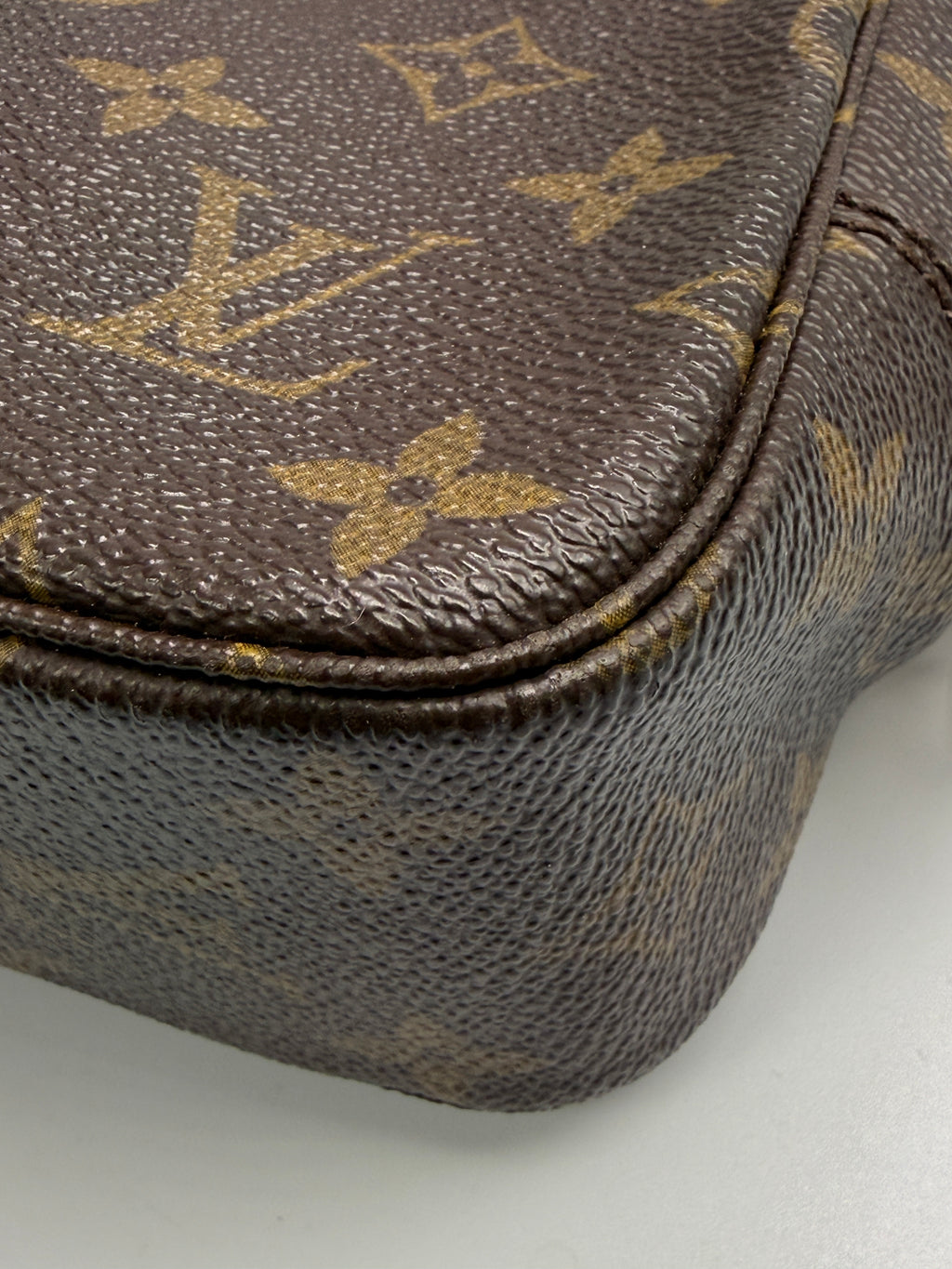 Louis Vuitton Vintage Trousse Toilette 23 in Monogram Canvas