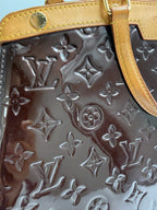 Louis Vuitton ( 2011 ) Brea MM Monogram Vernis Leather Bag – Burgundy