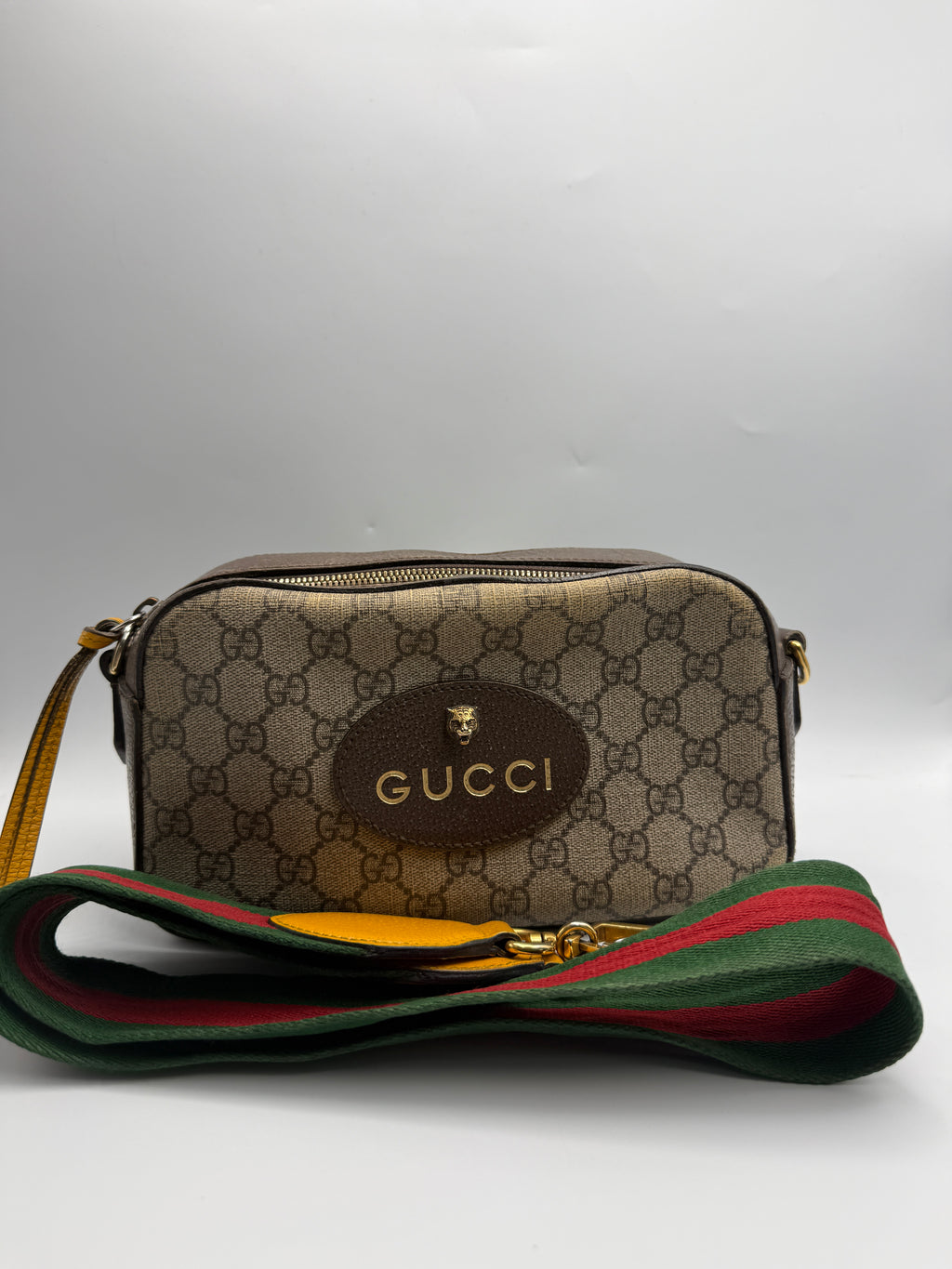 Gucci Neo Classic Feline Head Camera Bag in GG Supreme Canvas