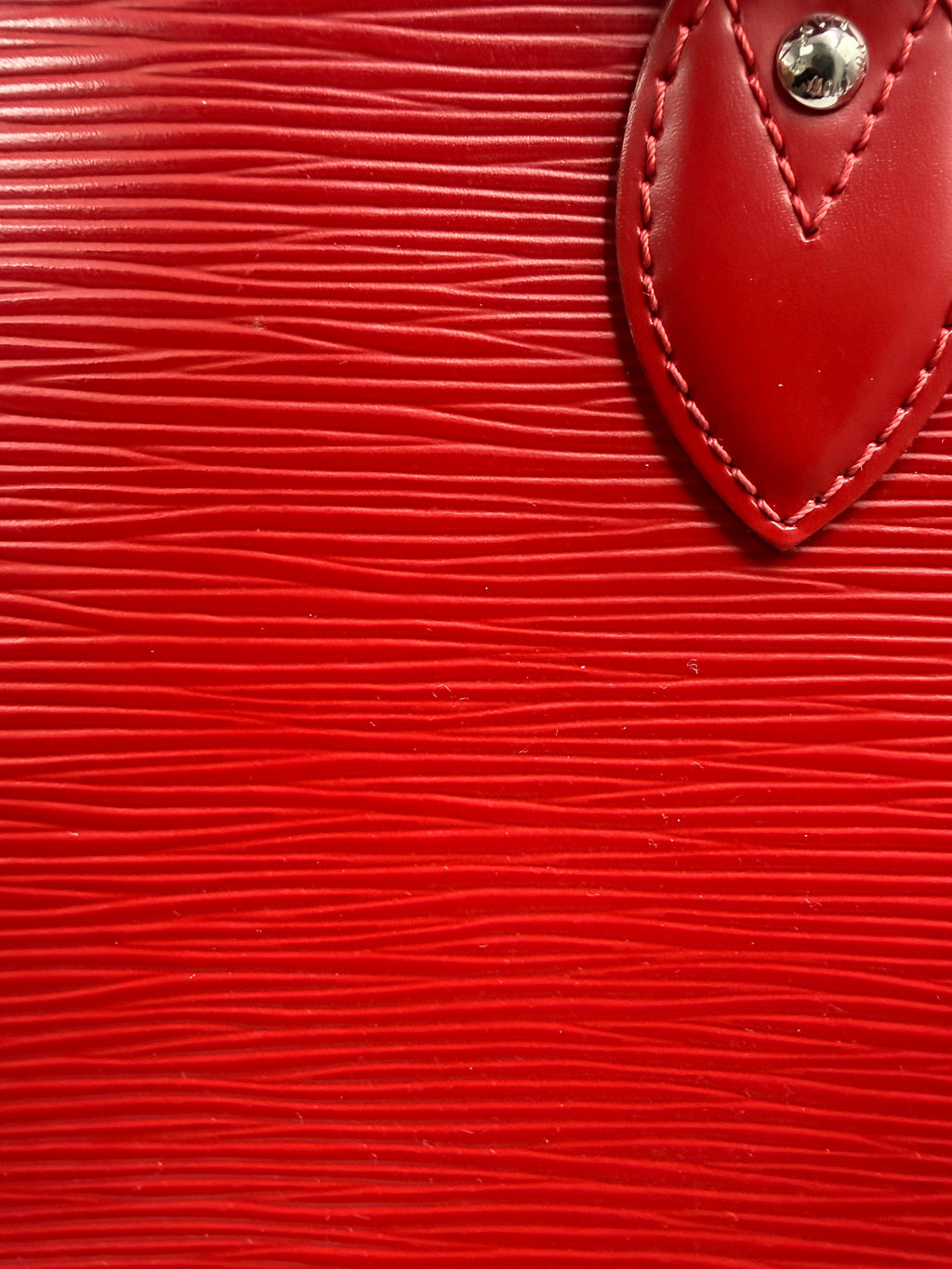 Louis Vuitton Vintage Pont Neuf PM in Castilian Red Epi Leather