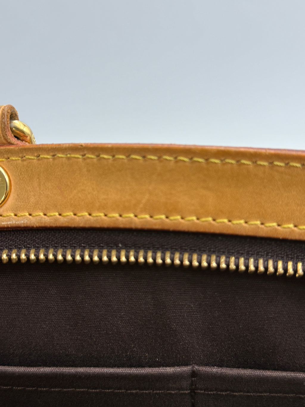 Louis Vuitton ( 2011 ) Brea MM Monogram Vernis Leather Bag – Burgundy