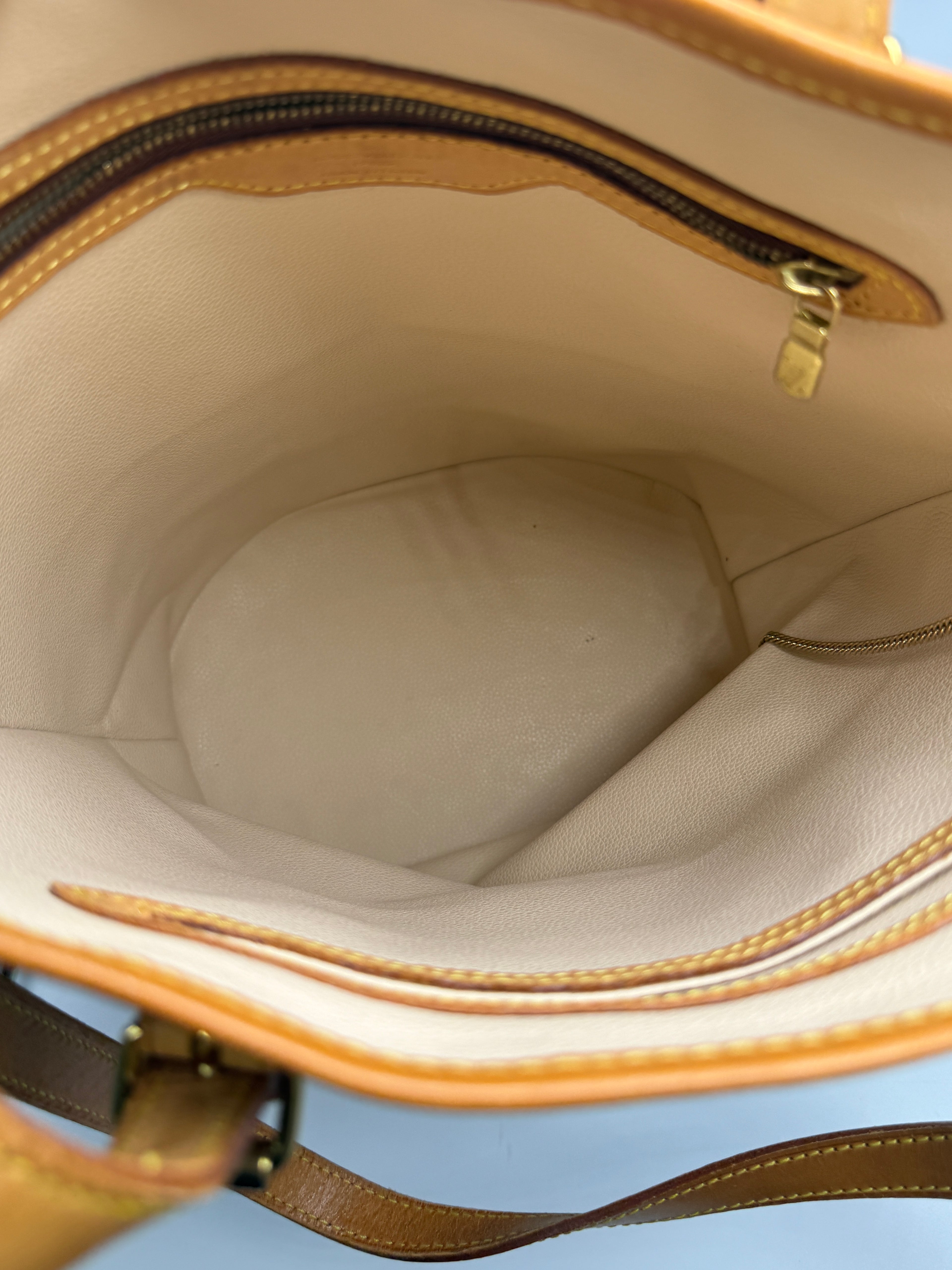 Louis Vuitton Vintage Bucket GM (Vavin/Bucket 27) in Monogram Canvas