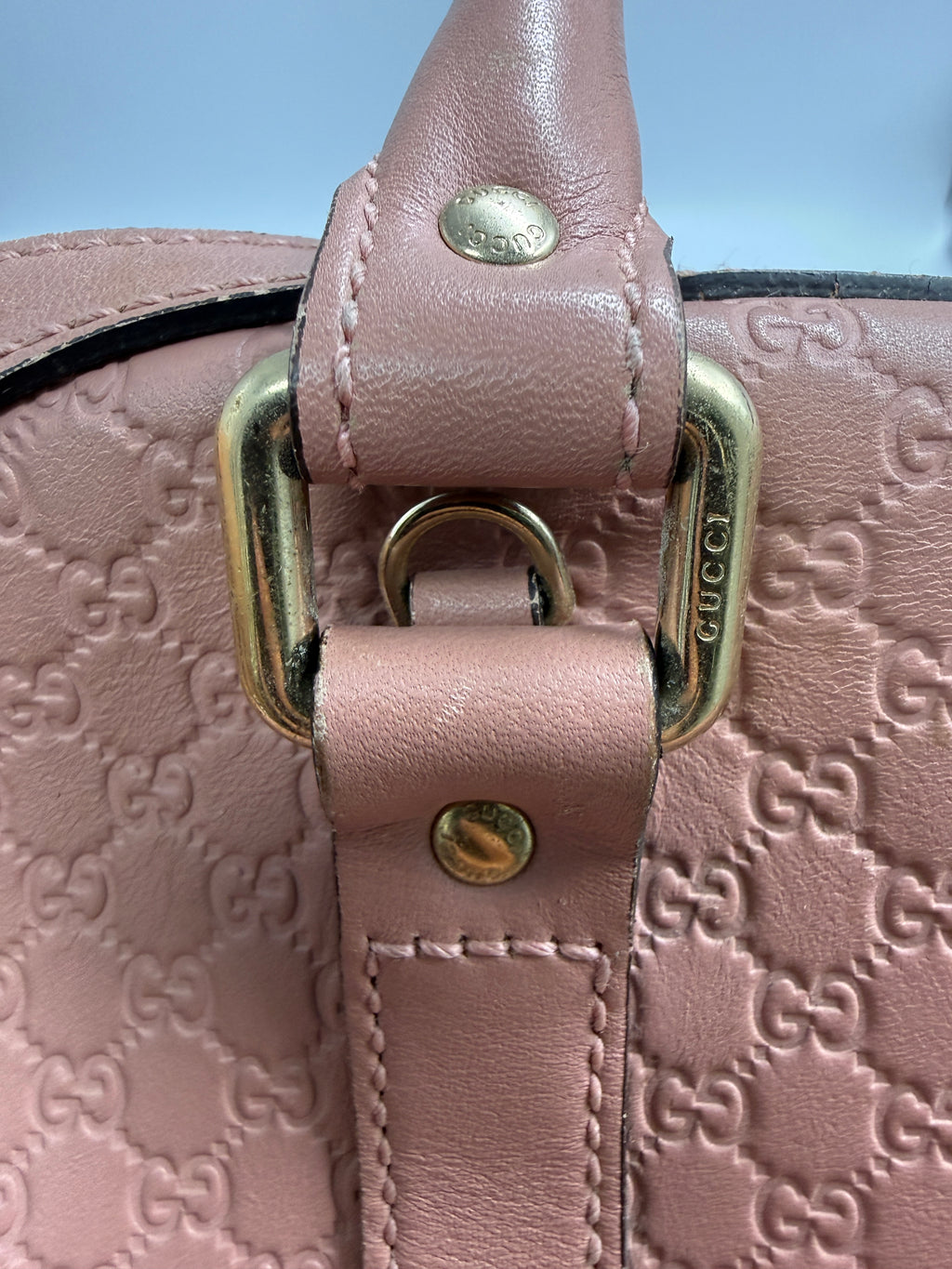 Gucci Medium Microguccissima Dome Top Handle Bag in Dusty Pink