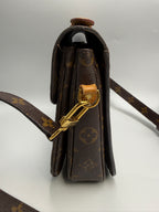Pre-owned Louis Vuitton Pochette Métis -Monogram Canvas - Luxury Crossbody Bag
